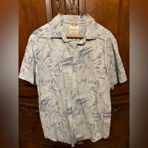 Men’s Hawaiian shirt